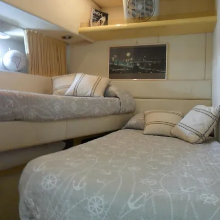 Botel Boat&breakfast - Castellammare di Stabia