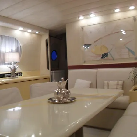 Boat&breakfast - * Castellammare di Stabia