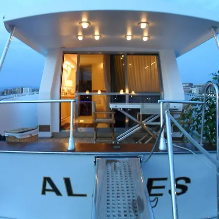 Boat&breakfast - Botel